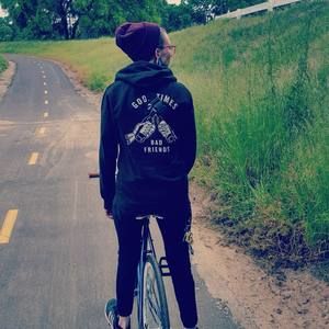 Meet your Posher, Candace